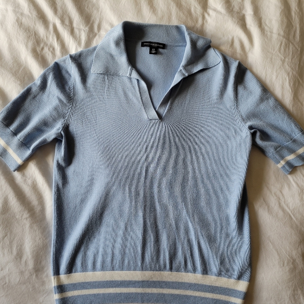 Saks Fifth Avenue Blue V-Neck Sweater Design